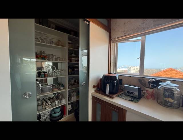 6 BEDROOM MAISONETTE FOR SALE IN MORNINGSIDE